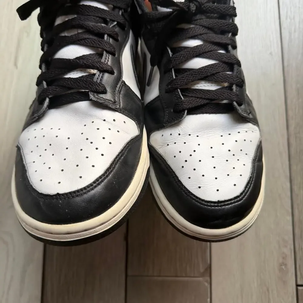 Nike dunk low retro panda